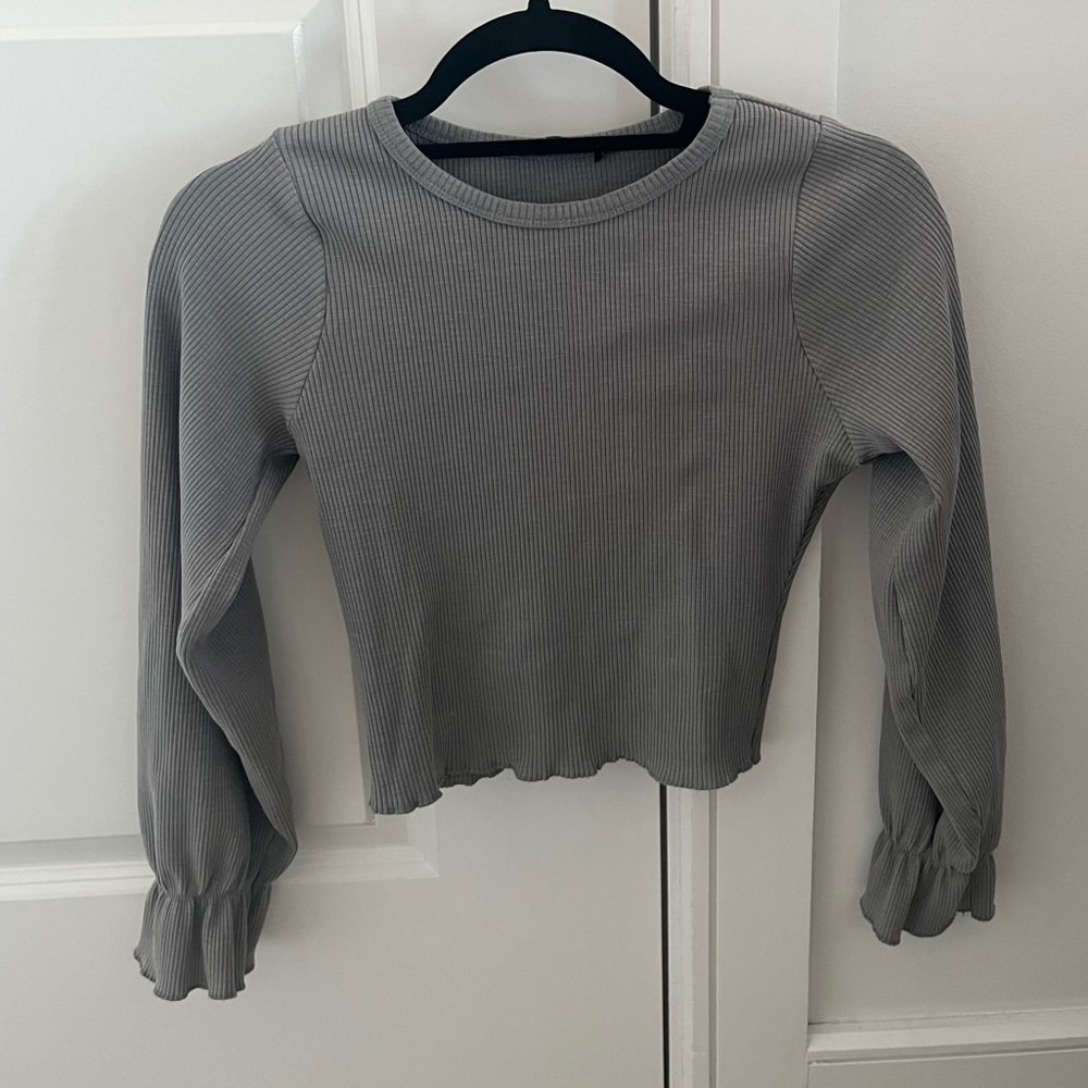 Zara Ribbed Grey Puff Sleeve Shirt